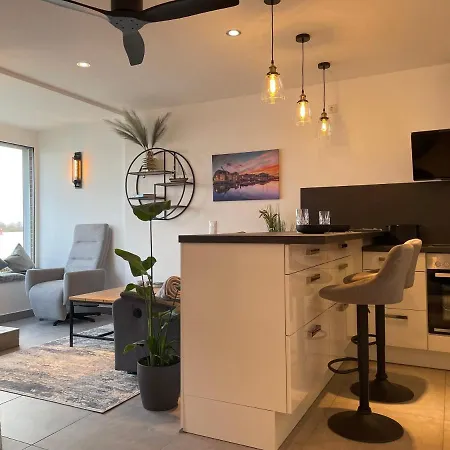 Sonnenschein * Brake (Wesermarsch)